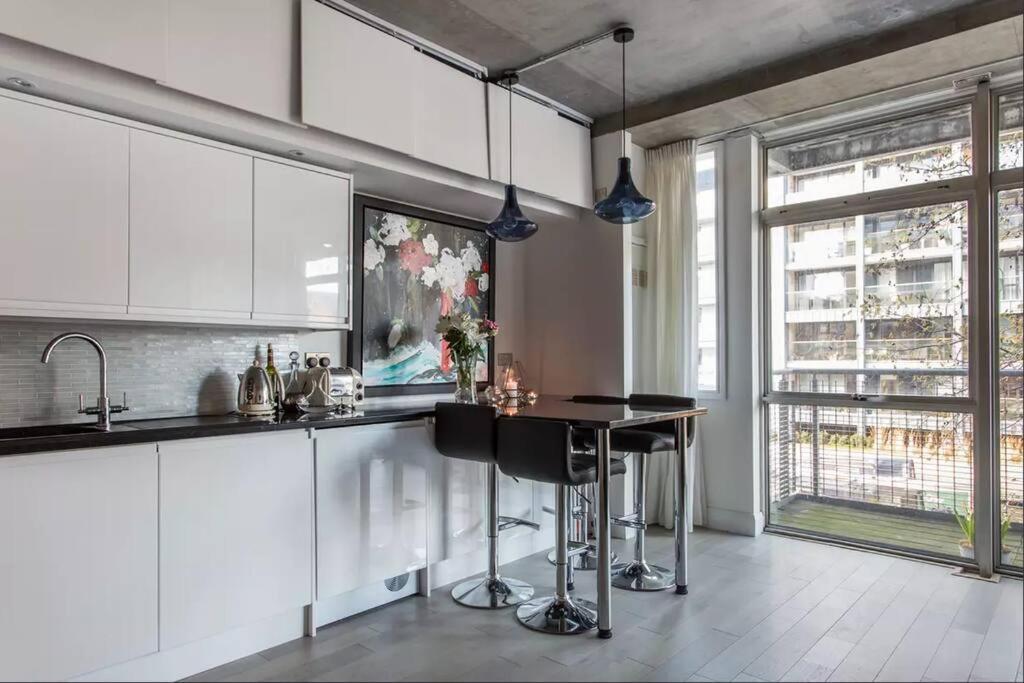 Canal-Side Apartment In Shoreditch Λονδίνο Εξωτερικό φωτογραφία