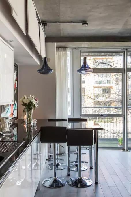 Canal-Side Apartment In Shoreditch Λονδίνο Εξωτερικό φωτογραφία