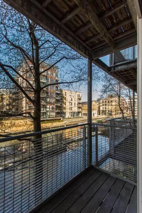 Canal-Side Apartment In Shoreditch Λονδίνο Εξωτερικό φωτογραφία